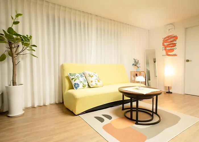 Banghwa Space 5 Min To Banghwa Stn, Near Gimpo Airport, Magok & Coex