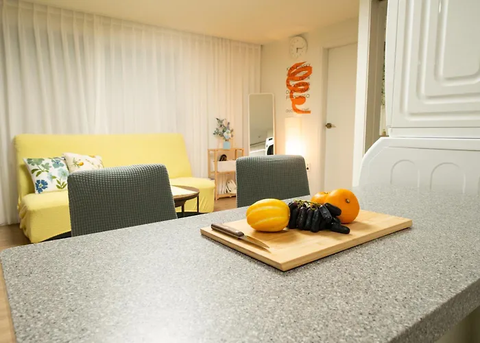Banghwa Space 5 Min To Banghwa Stn, Near Gimpo Airport, Magok & Coex *